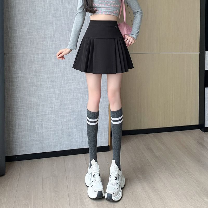 Plain Pleated Mini Skirt with High Waist