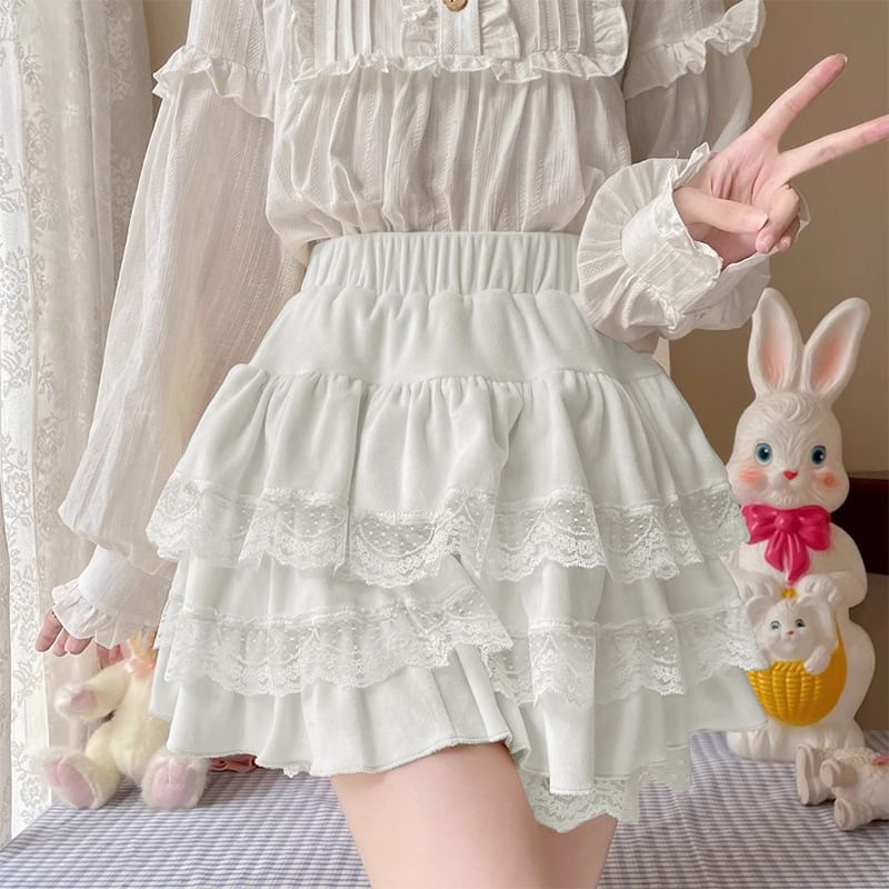 High-Rise Minimalist Lace Edge Mini Layered Skirt