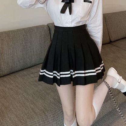 Elevated Waistband Striped Mini Pleat Skirt