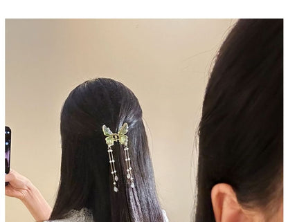 Hair Fringed Claw Butterfly Pearl Faux