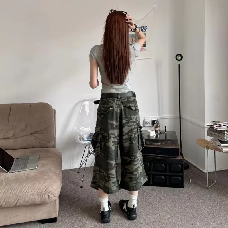 Low Waist Camouflage Cargo Capri Wide Leg Pants
