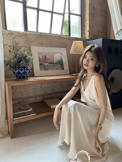 Satin V-Neck Sleeveless A-Line Maxi Dress