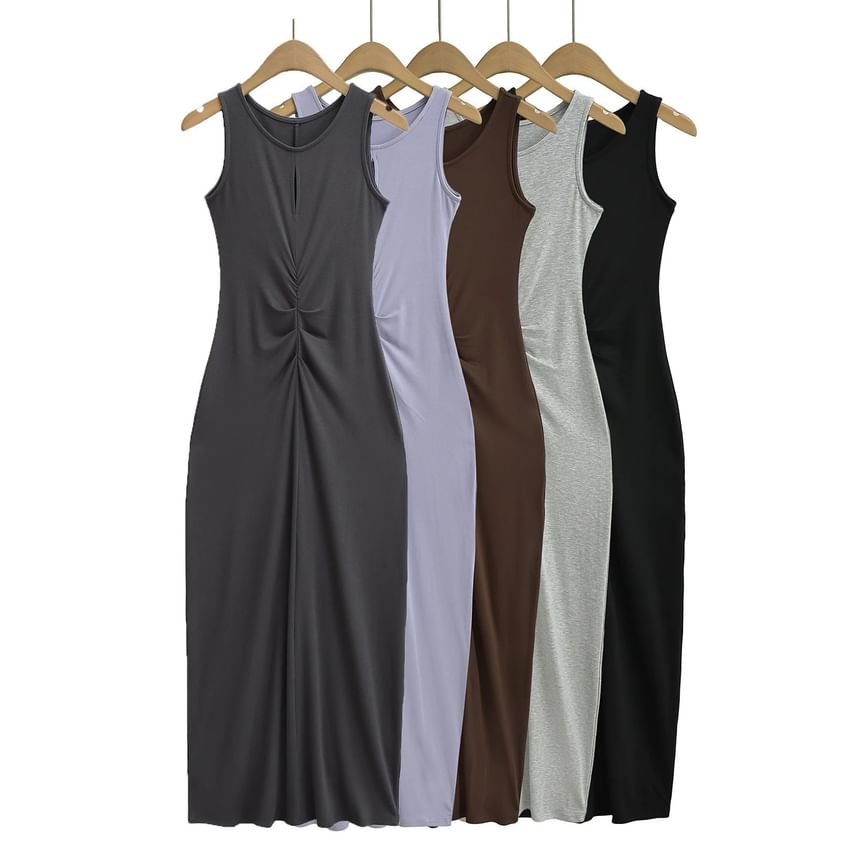 Twisted Crewneck Sleeveless Sheath Maxi Dress