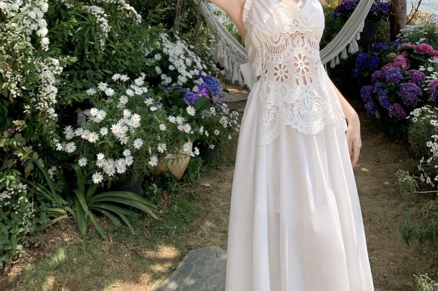 Eyelet Lace Panel Open Back Maxi A-Line Dress with Halter Neck