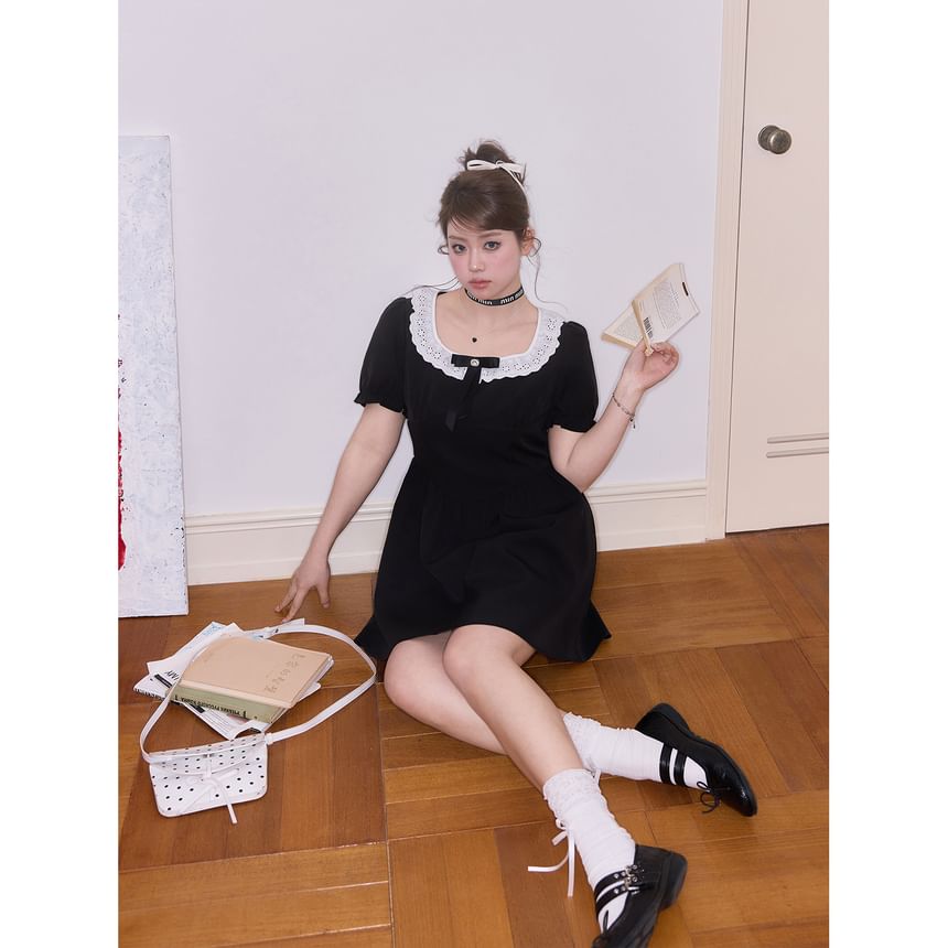 Puff-Sleeve Scoop Neck Lace Panel Bow Accent Mini A-Line Dress