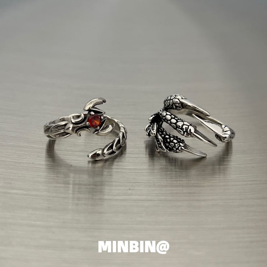 Gemstone Claw Ring