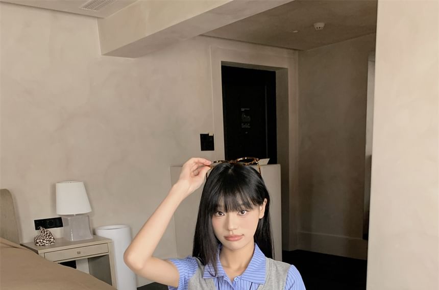 Short-Sleeved Collared Mock Two-Piece Cropped Polo Shirt