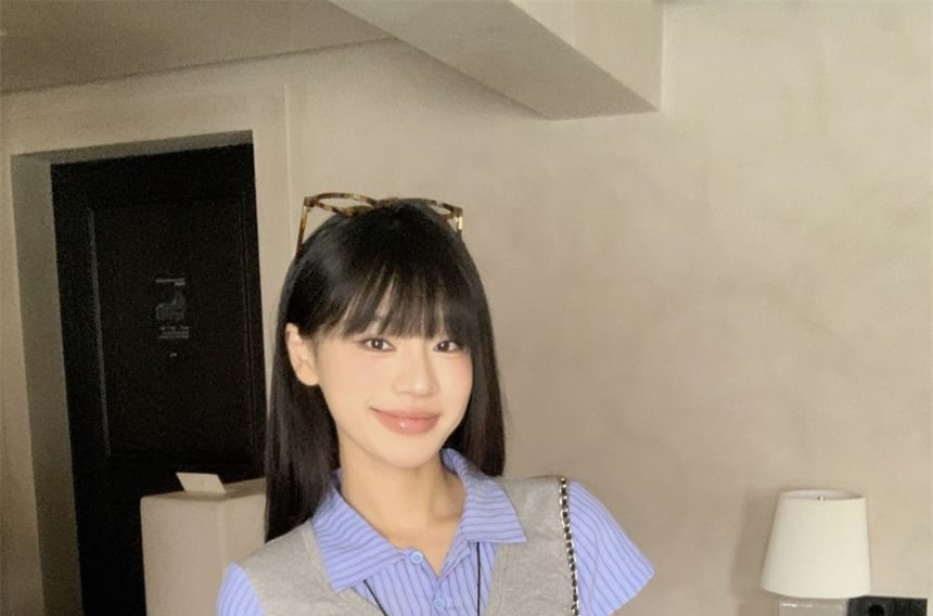 Short-Sleeved Collared Mock Two-Piece Cropped Polo Shirt