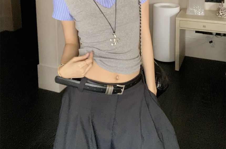 Short-Sleeved Collared Mock Two-Piece Cropped Polo Shirt