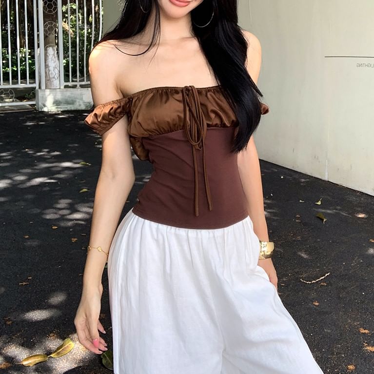 Short-Sleeved Square-Neck Plain Tie-Front Cropped Top