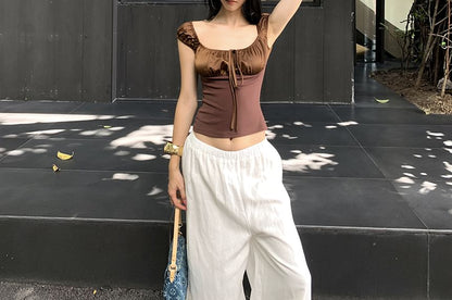Short-Sleeved Square-Neck Plain Tie-Front Cropped Top