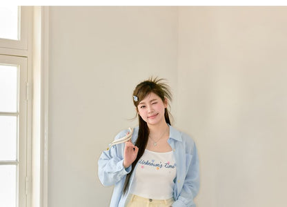 Lettering Crop Camisole Top / Long-Sleeve Plain Oversized Shirt / High Waist Roll Up Denim Shorts