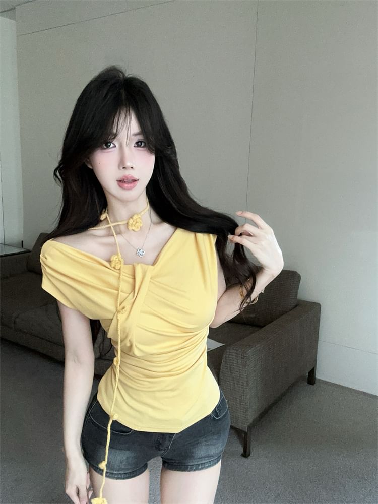Short-Sleeved Off-Shoulder Plain Ruched T-Shirt