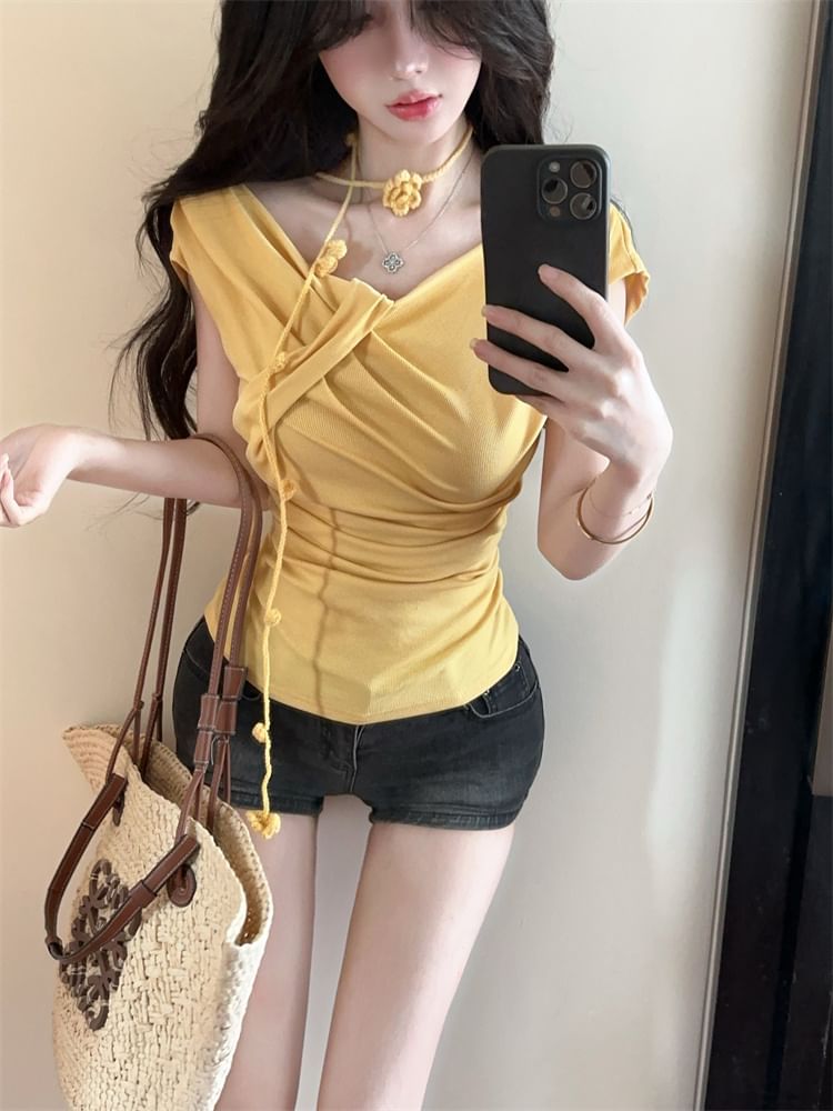 Short-Sleeved Off-Shoulder Plain Ruched T-Shirt