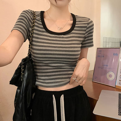Striped Scoop-Neck Short-Sleeved Cropped Tee