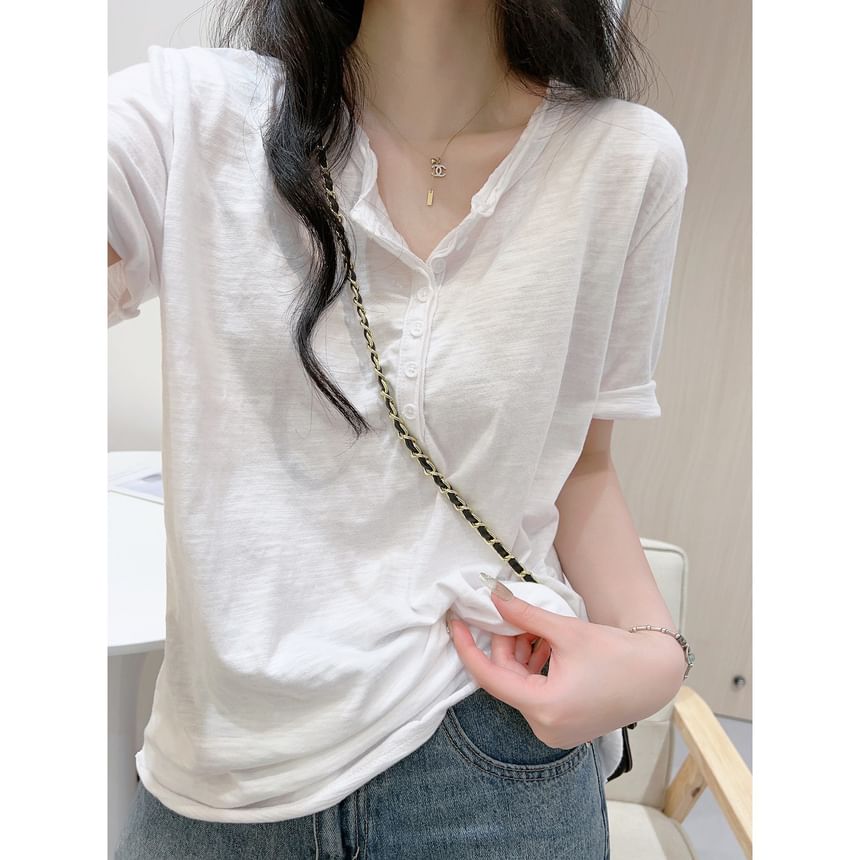 Plain Henley Short-Sleeved Shirt