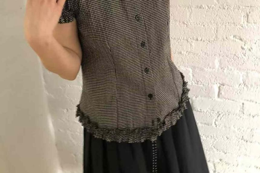 Short-Sleeved Collared Plaid Ruffled Button-Up Shirt