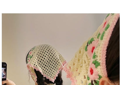 Band Knit Floral Head