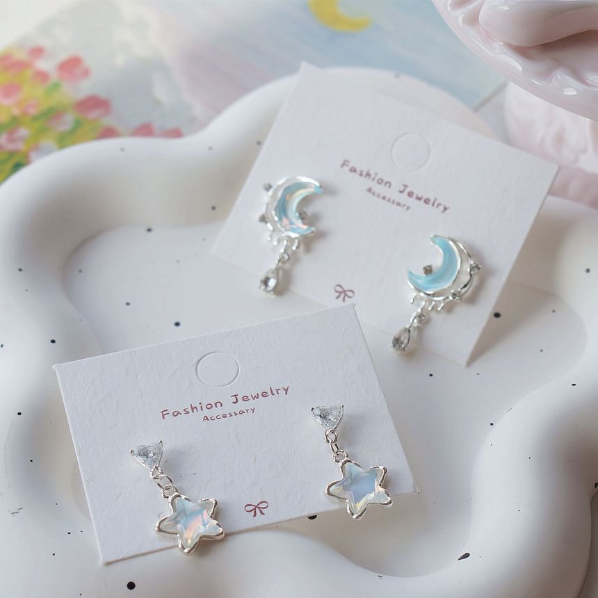 Stud Asymmetrical Earring