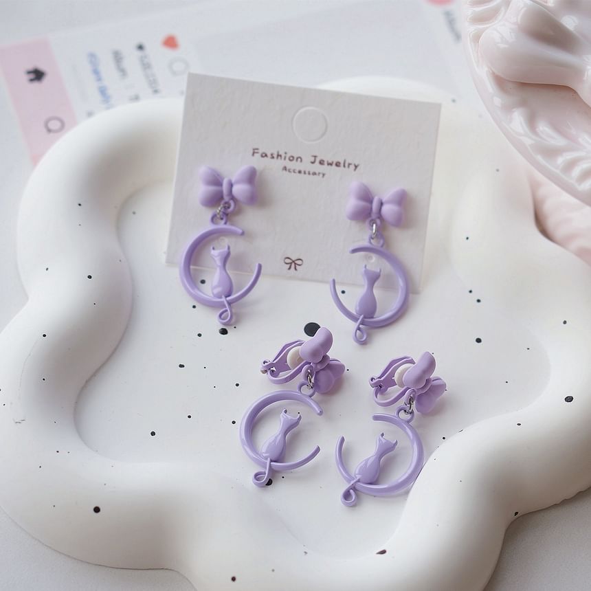 Cat Dangle Moon / Earring On Clip