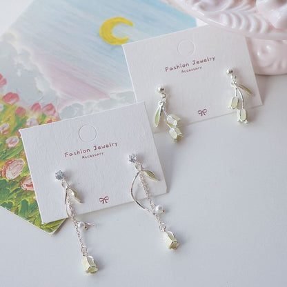 Tulip / Earring On Dangle Clip