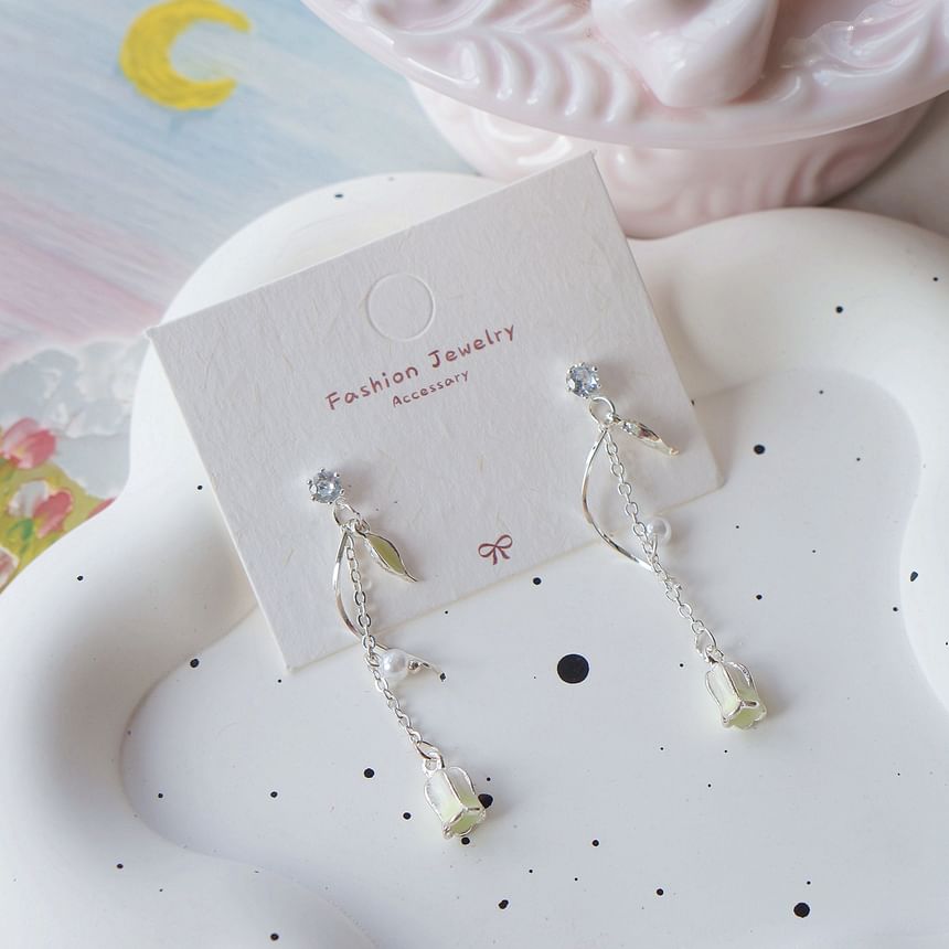 Tulip / Earring On Dangle Clip