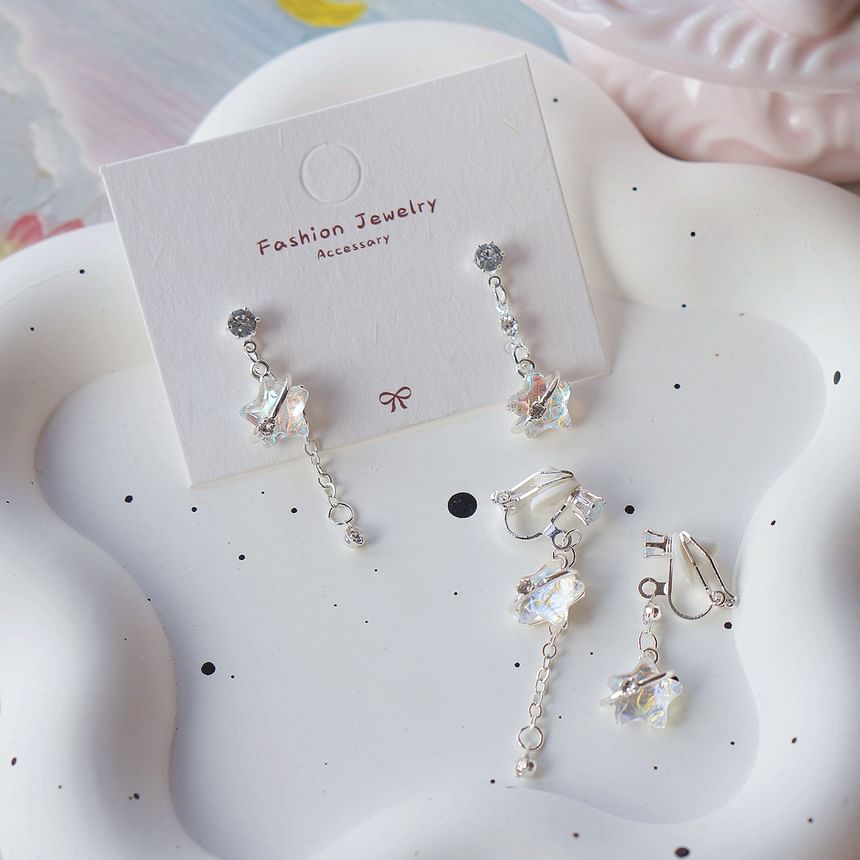 On / Earring Clip Star Dangle Asymmetrical