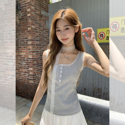 Lace-Trimmed Slim-Fit Scoop-Neck Cropped Tank Top