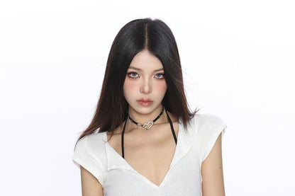 Plain Cropped V-Neck Short-Sleeved Tee