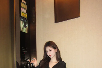 Long-Sleeve V-Neck Slit Sheath Dress - Altfashion Shop