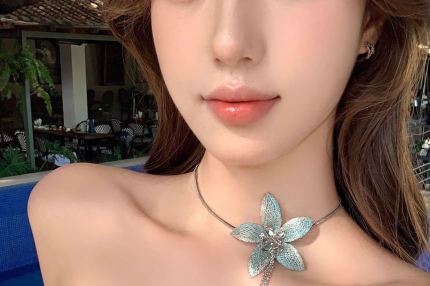 Floral Necklace
