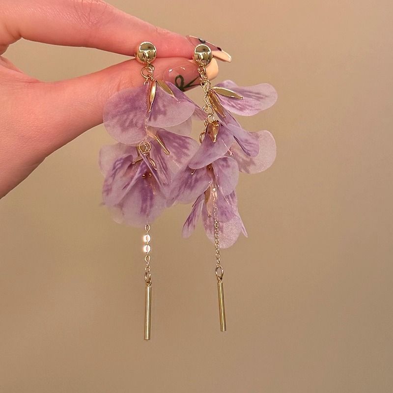 Petal Threader Earring