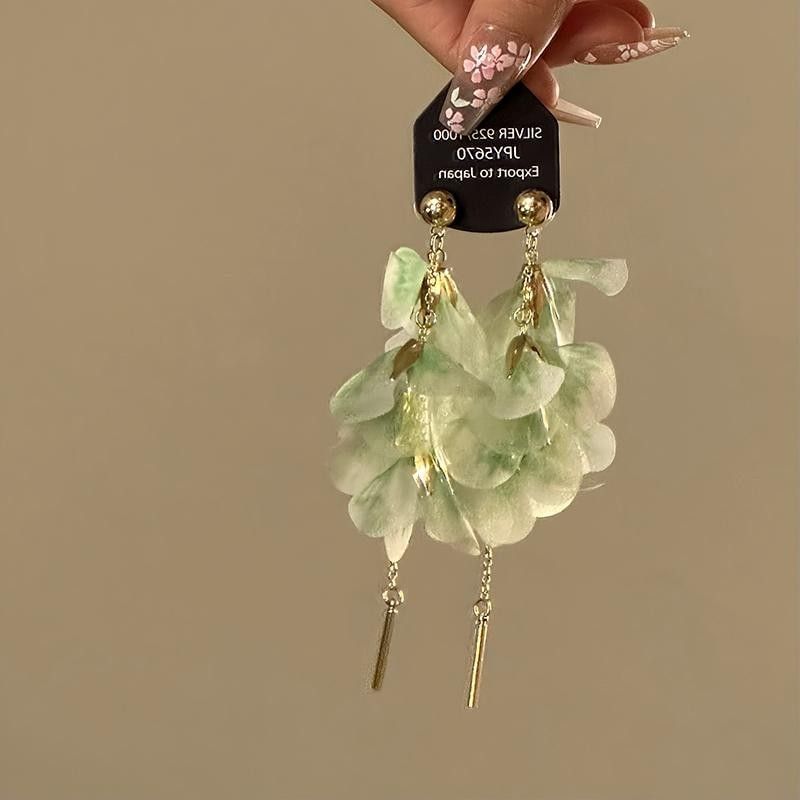 Petal Threader Earring