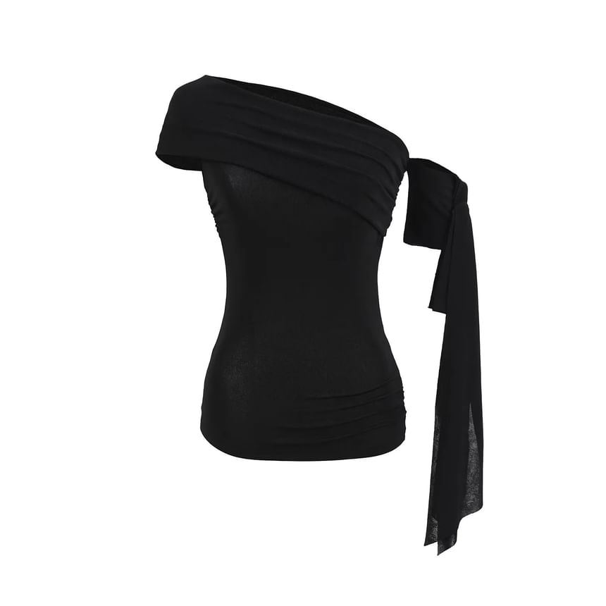 Plain Off-Shoulder Asymmetric Slim-Fit Top
