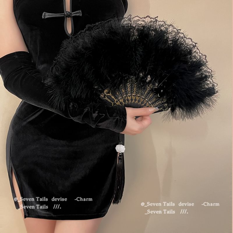 Lace Feather Hand Foldable Fan Tassel