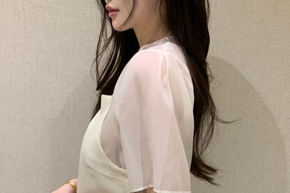 Sheer Plain Crew-Neck Short-Sleeved Top with Square-Neck Cami Set