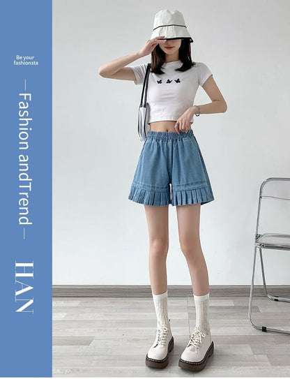 Mid Waist Pleated Denim Shorts