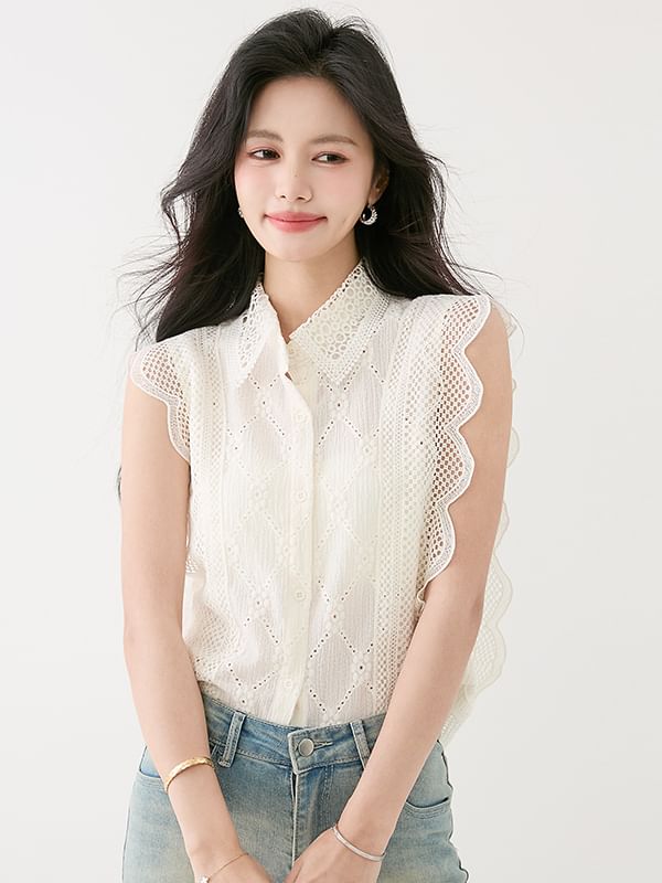 Lace Collared Button-Up Sleeveless Blouse