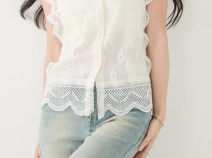 Lace Collared Button-Up Sleeveless Blouse