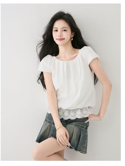 Lace-Paneled Ruched Round-Neck Short-Sleeved Blouse