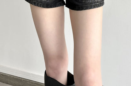 Low Rise Washed Zip Detail Denim Shorts