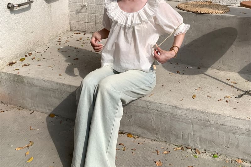 Elbow Sleeve Scoop Neck Ruffle Lace Blouse