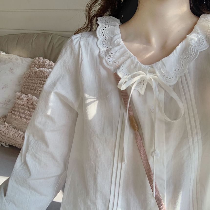 Plain Button-Up Blouse with Ruffle Collar & Lace Trim, Long-Sleeved