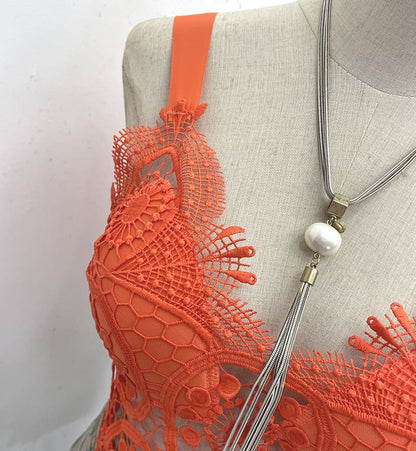 Padded Lace Camisole Top in Solid Color