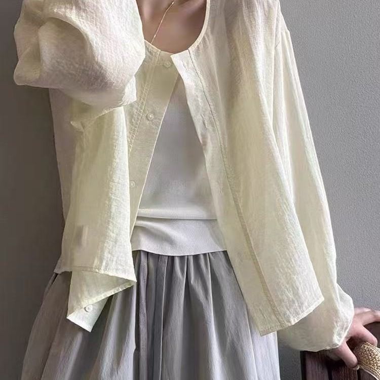 Puff-Sleeved Plain Button-Up Blouse