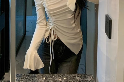 Plain Slit Asymmetric Off-Shoulder Long-Sleeved T-Shirt