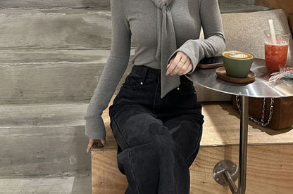 Tie-Front Plain V-Neck Long-Sleeved Tee