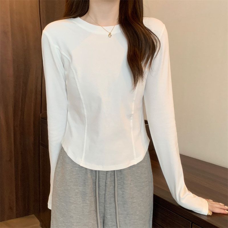 Plain Round-Neck Long-Sleeved Tee