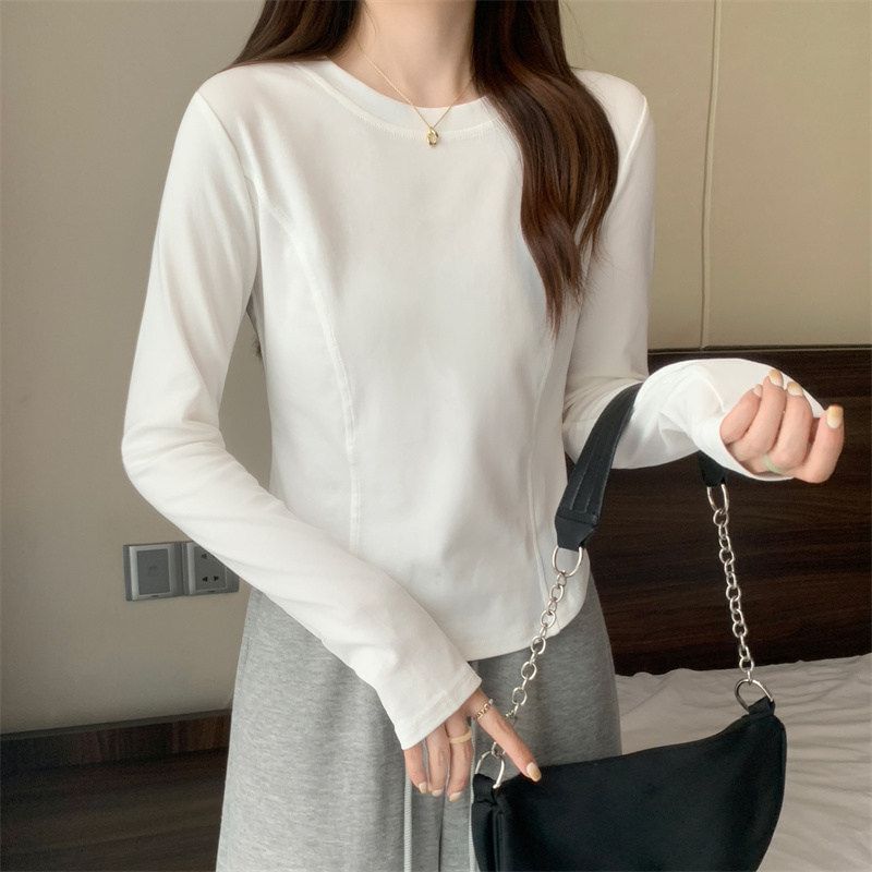 Plain Round-Neck Long-Sleeved Tee