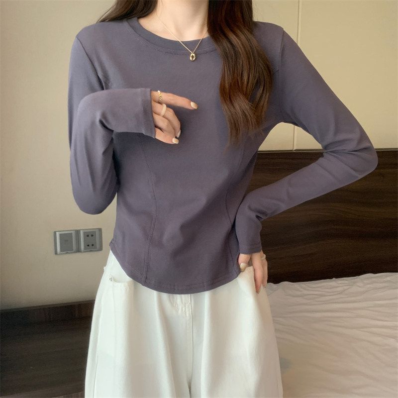Plain Round-Neck Long-Sleeved Tee
